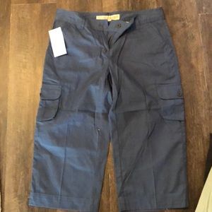 NWT Cabelas crop pants size 8
